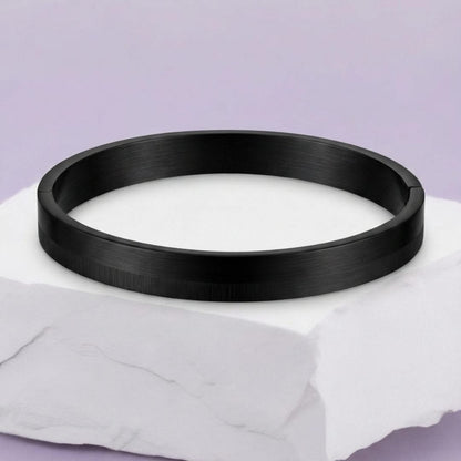 THE MEN THING Steel Bracelets NIGHTLINE BLACK - Pure Stainless Steel Bangle Bracelet (Adjustable) for Men & Boys, Color: Black