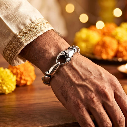 THE MEN THING Steel Bracelets The Perfect Rakhi Gift For Every Brother – CRABLOCK - Premium Titanium Steel Bracelets With Timeless Style (8inch)