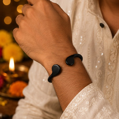THE MEN THING Steel Bracelets The Perfect Rakhi Gift For Every Brother – DARK FANG - Premium Titanium Steel With Timeless Style (Adjustable)