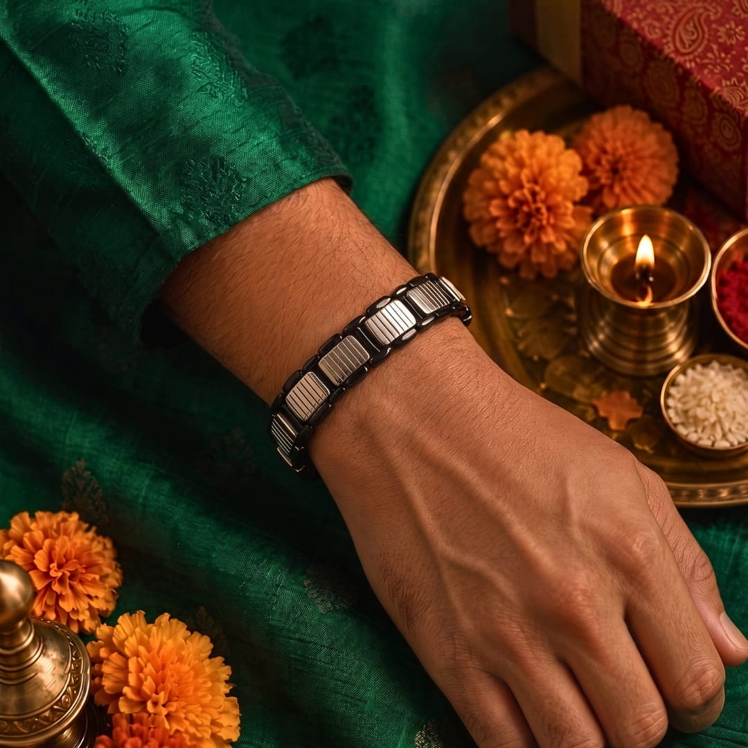 THE MEN THING Steel Bracelets The Perfect Rakhi Gift For Every Brother – TITAN GRIDLOCK - Premium Titanium Steel With Timeless Style (8.5inch)