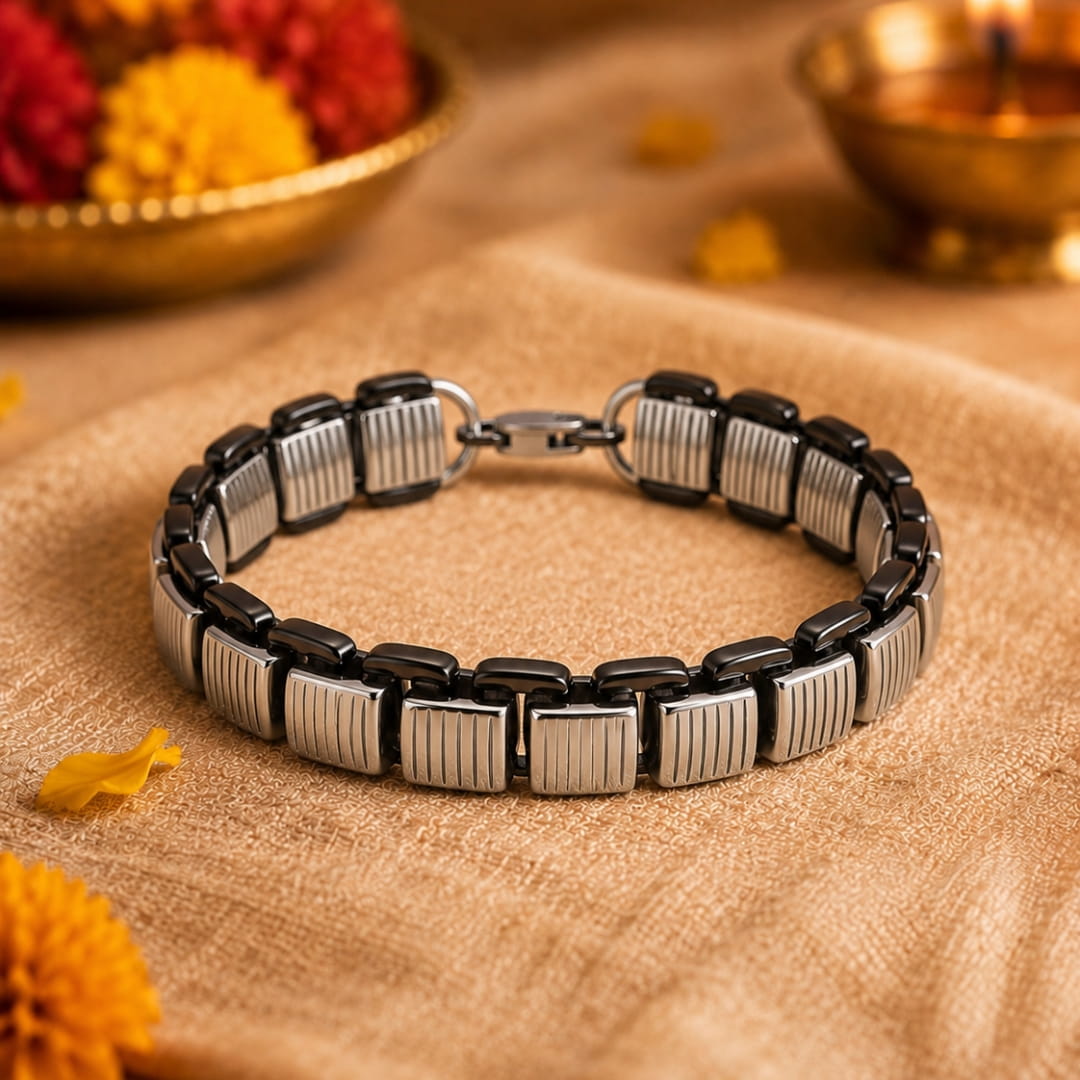 THE MEN THING Steel Bracelets The Perfect Rakhi Gift For Every Brother – TITAN GRIDLOCK - Premium Titanium Steel With Timeless Style (8.5inch)