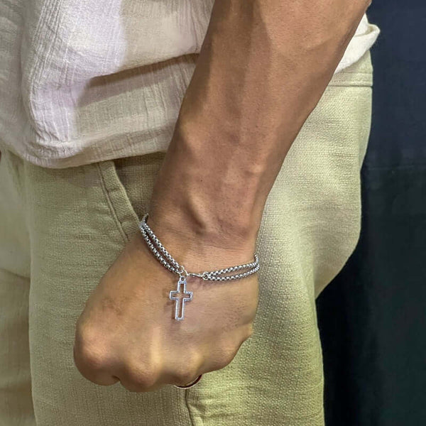 वेक्टरो नेक्सस - शुद्ध स्टेनलेस स्टील डबल चेन क्रॉस खोखले ब्रेसलेट 8 इंच लॉबस्टर क्लॉ बकल के साथ पुरुषों और लड़कों के लिए।