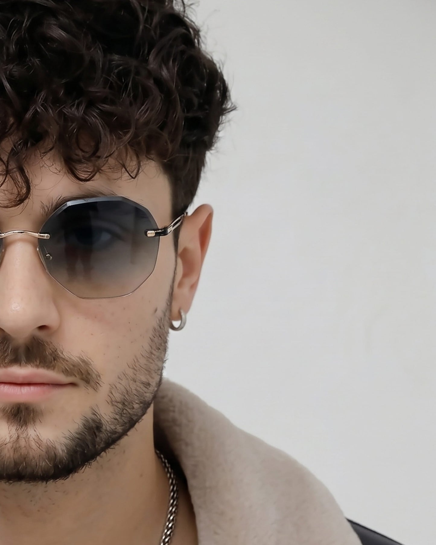 THE MEN THING Sunglasses 33141 - STEEL PRISM - HD Polarised Sunglasses for Men - UV400 Protection, Stainless Steel Frame - Gold Gradient Grey Orange