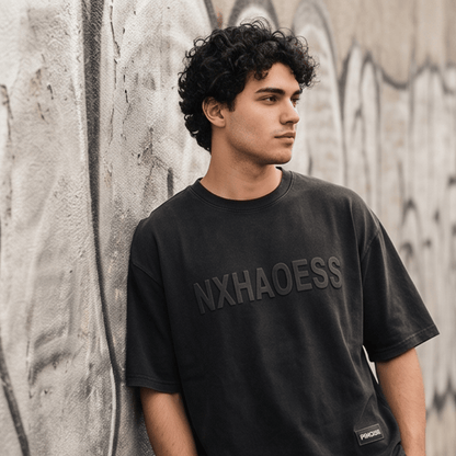 THE MEN THING T-Shirt TONAL EMBOSSED Oversized T-Shirt - Black