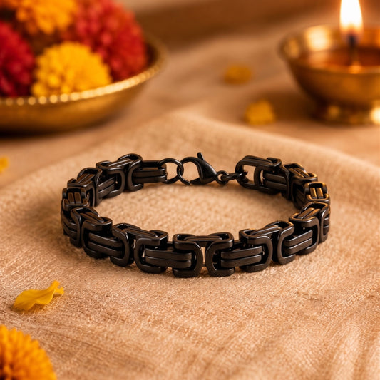 THE MEN THING The Perfect Rakhi Gift For Every Brother – BLACK GOTHIC CHAIN BRACELET - Premium Genuine Titanium Steel Bracelet With Timeless Style (8 Inch)