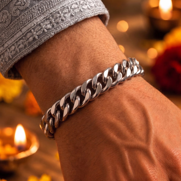 The Perfect Rakhi Gift For Every Brother – CUBON LINK FIGARO - Premium Genuine Titanium Steel Bracelet With Timeless Style (8 Inch)
