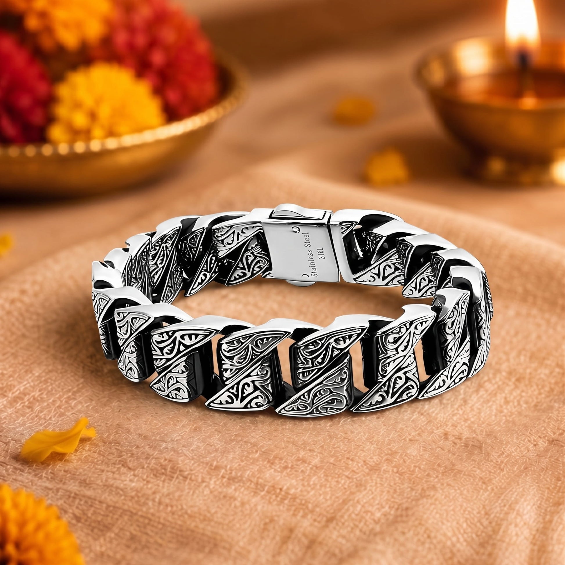 THE MEN THING The Perfect Rakhi Gift For Every Brother – MONARCH - Premium Genuine Titanium Steel Bracelet With Timeless Style (8 Inch)