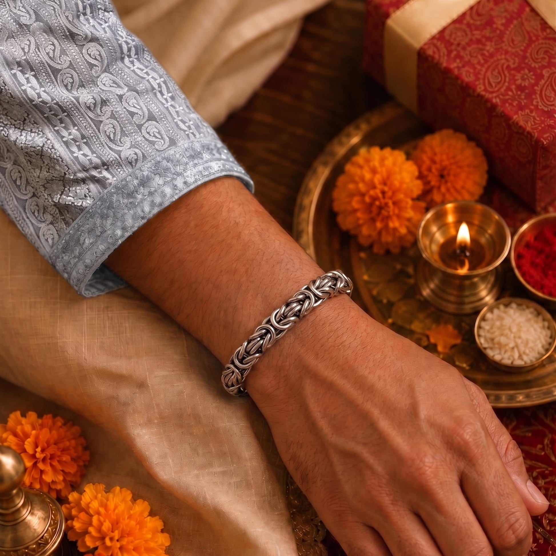 THE MEN THING The Perfect Rakhi Gift For Every Brother – REINFORCED - Premium Genuine Titanium Steel Bracelet With Timeless Style (8 Inch)