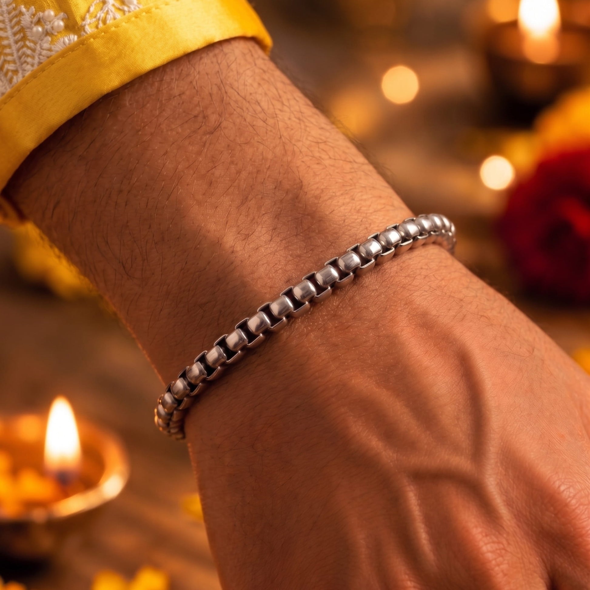 THE MEN THING The Perfect Rakhi Gift For Every Brother – ROLO SQUARE - Premium Genuine Titanium Steel Bracelet With Timeless Style (8 Inch)