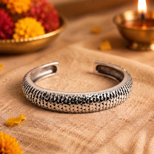 THE MEN THING The Perfect Rakhi Gift For Every Brother – SCALE CUFF - Premium Titanium Steel Bracelet With Timeless Style (8.5 Inch)