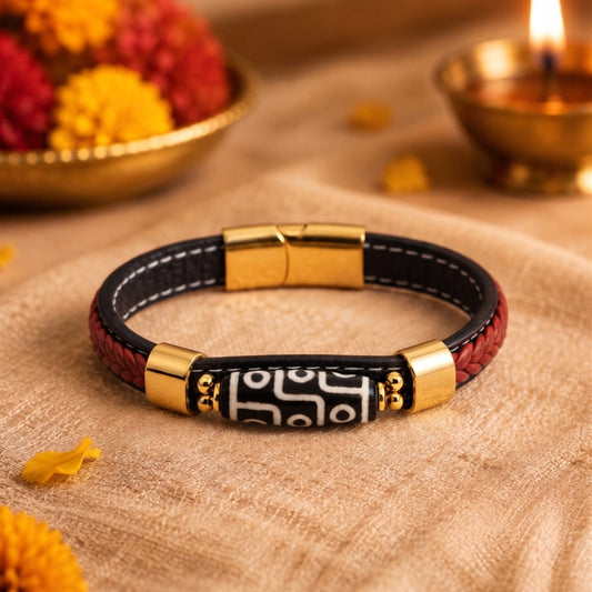 THE MEN THING The Perfect Rakhi Gift For Every Brother – TEMPLAR CROSS BLACK - Premium Genuine Leather Bracelet With Timeless Style (8 Inch)