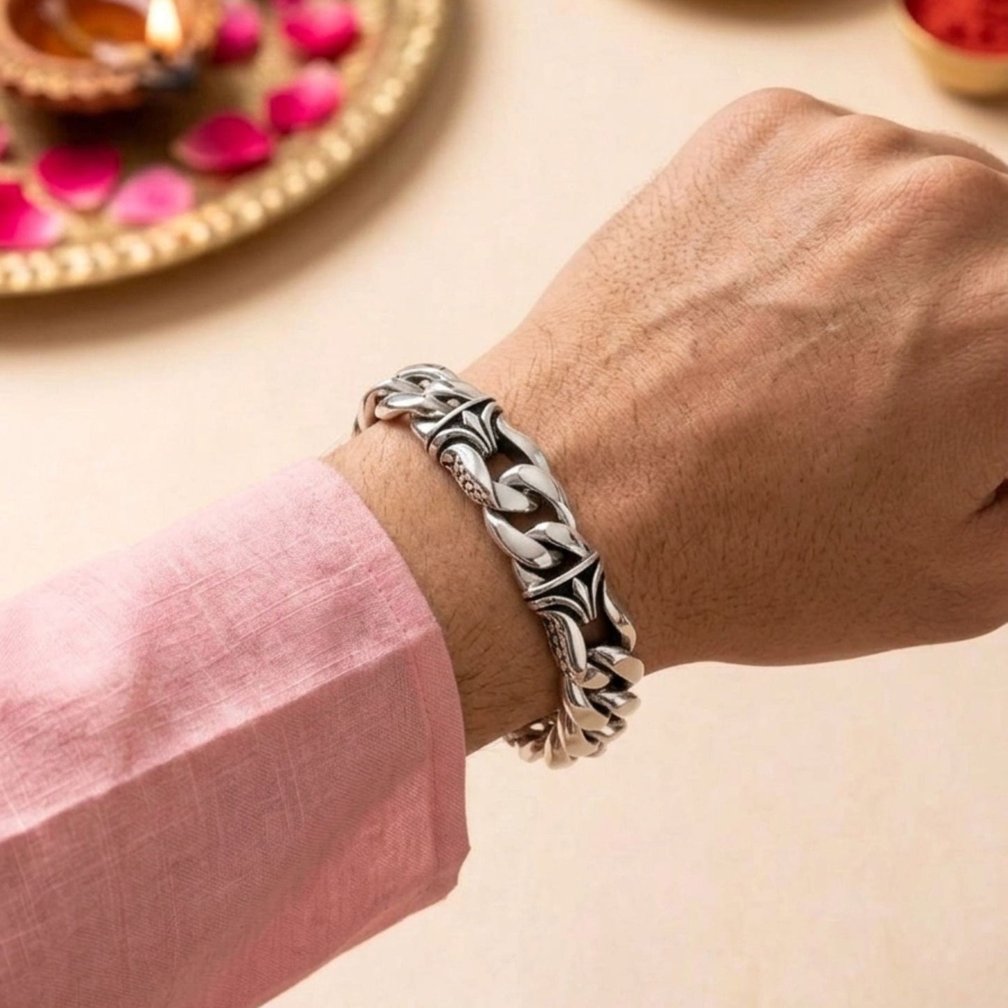 THE MEN THING The Perfect Rakhi Gift For Every Brother – TENACITY - Premium Genuine Stainless Steel Bracelet With Timeless Style (8 Inch)