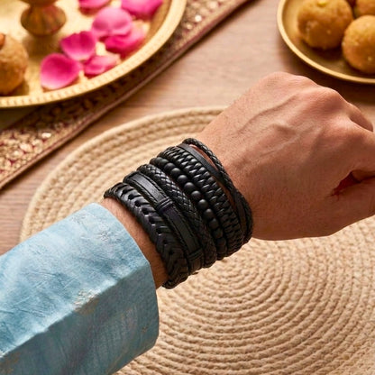 THE MEN THING The Perfect Rakhi Gift For Every Brother – VENOM CUFF - Premium Genuine Leather Bracelet With Timeless Style (8 Inch)