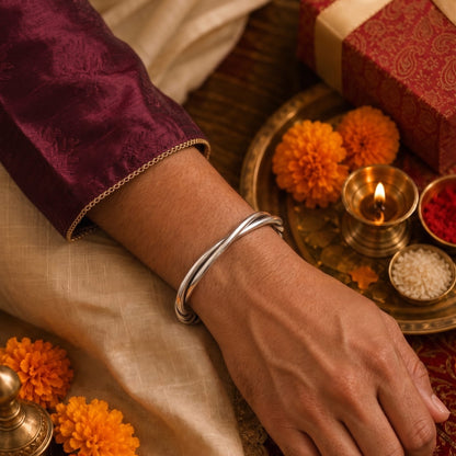 THE MEN THING The Perfect Rakhi Gift For Every Brother – VERVE TWISTED Premium Alloy Bracelet With Timeless Style (8 Inch)