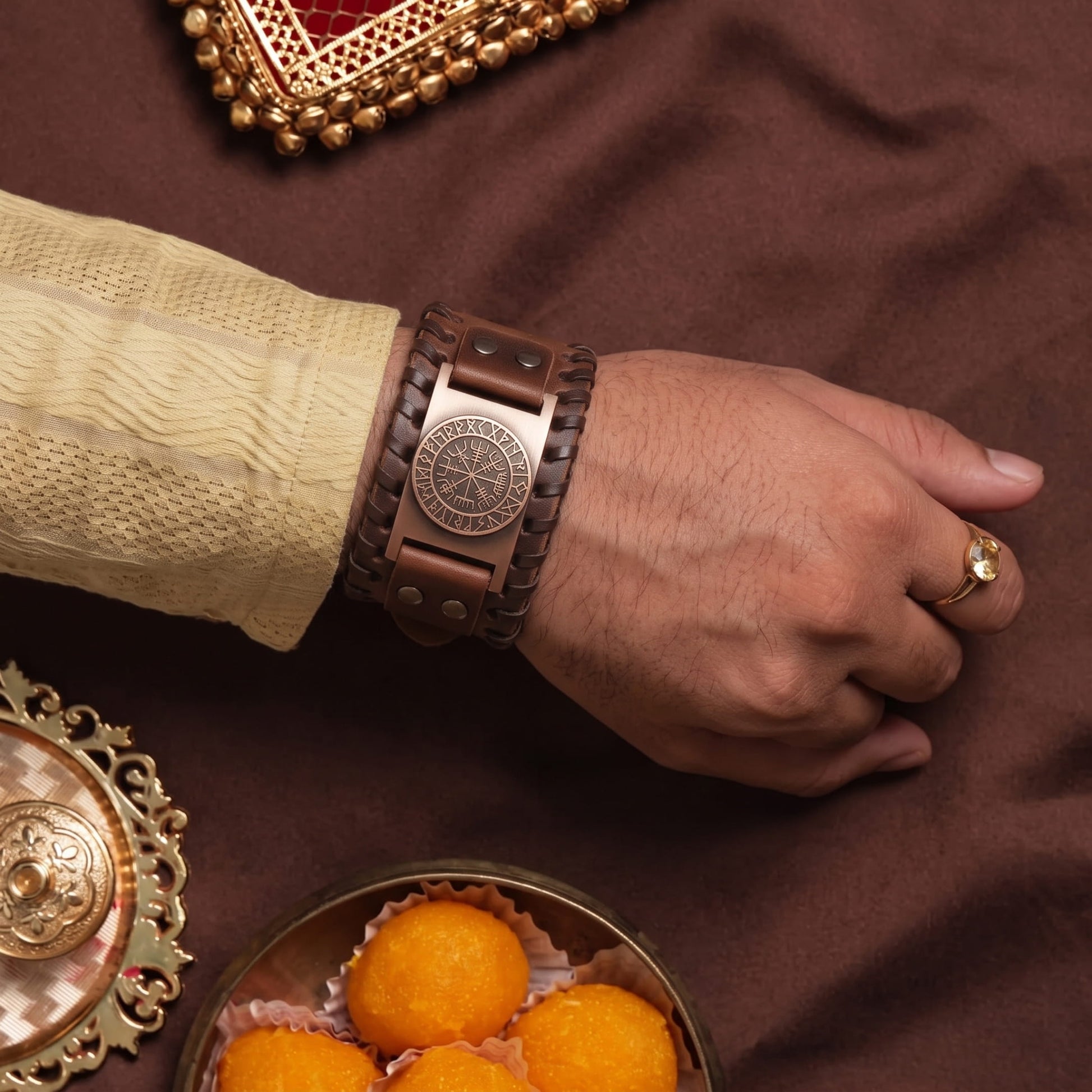 THE MEN THING The Perfect Rakhi Gift For Every Brother – WAYFINDER VIKING BROWN Premium Leather Bracelet With Timeless Style (8 Inch)
