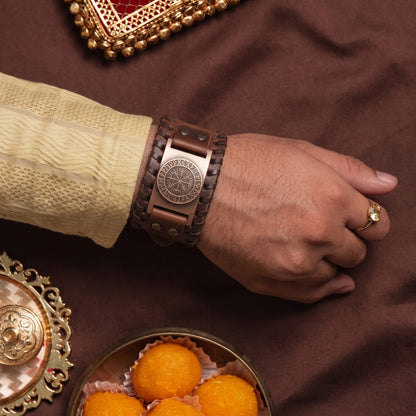 THE MEN THING The Perfect Rakhi Gift For Every Brother – WAYFINDER VIKING BROWN Premium Leather Bracelet With Timeless Style (8 Inch)